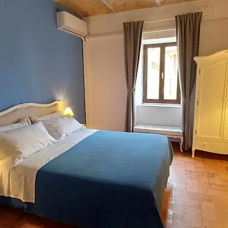 فندق مبيت وإفطار Domus Petrae Scheggino
