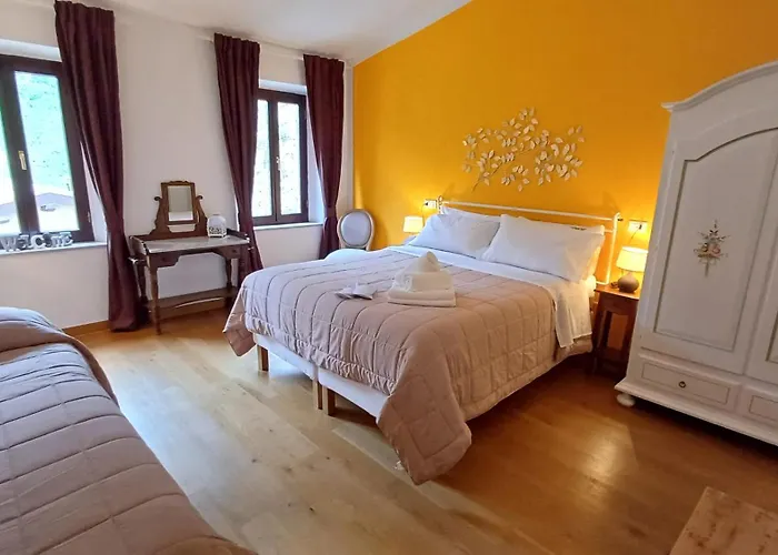 Domus Petrae 3* Scheggino